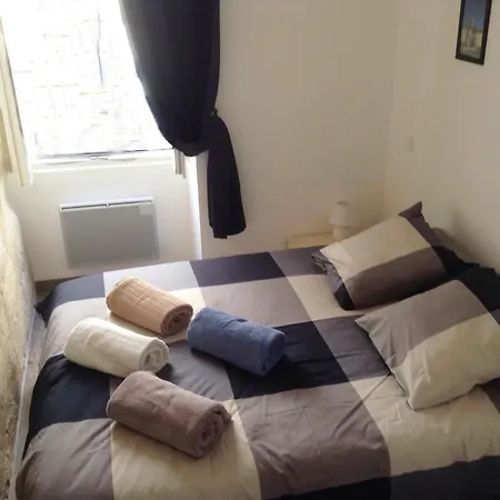 Lurbe Bleue I Peaceful & Charming 4Pax Apartment I Bordeaux City Center Bordéus